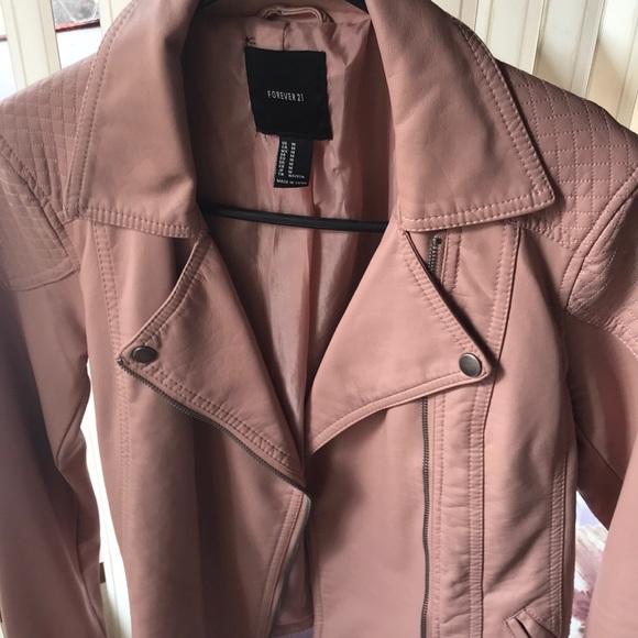 Faux leather jacket from Forever 21 - Picture 3 of 3